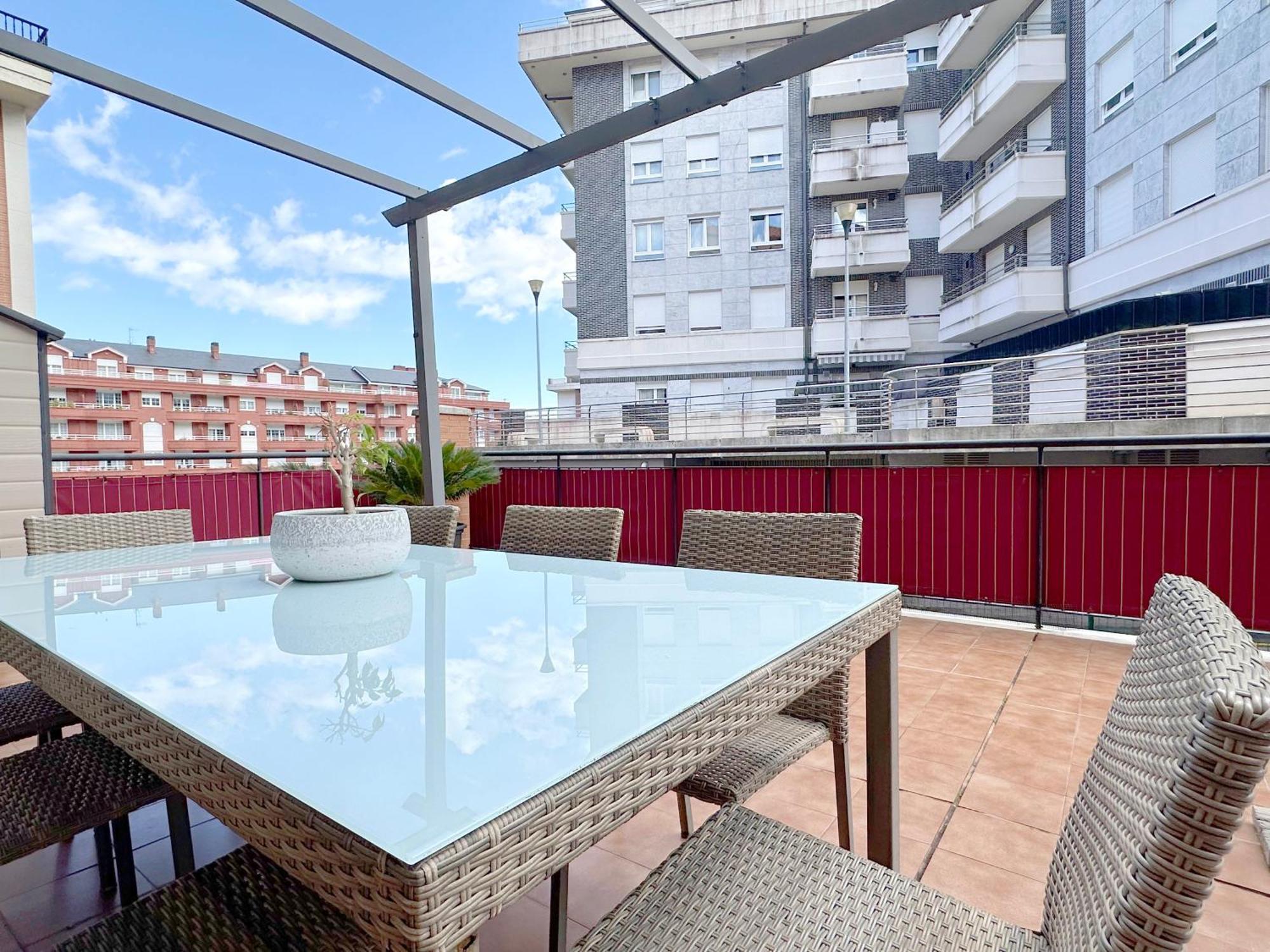 Apartamento Con Gran Terraza En El Centro Apartment Castro Urdiales Exterior photo