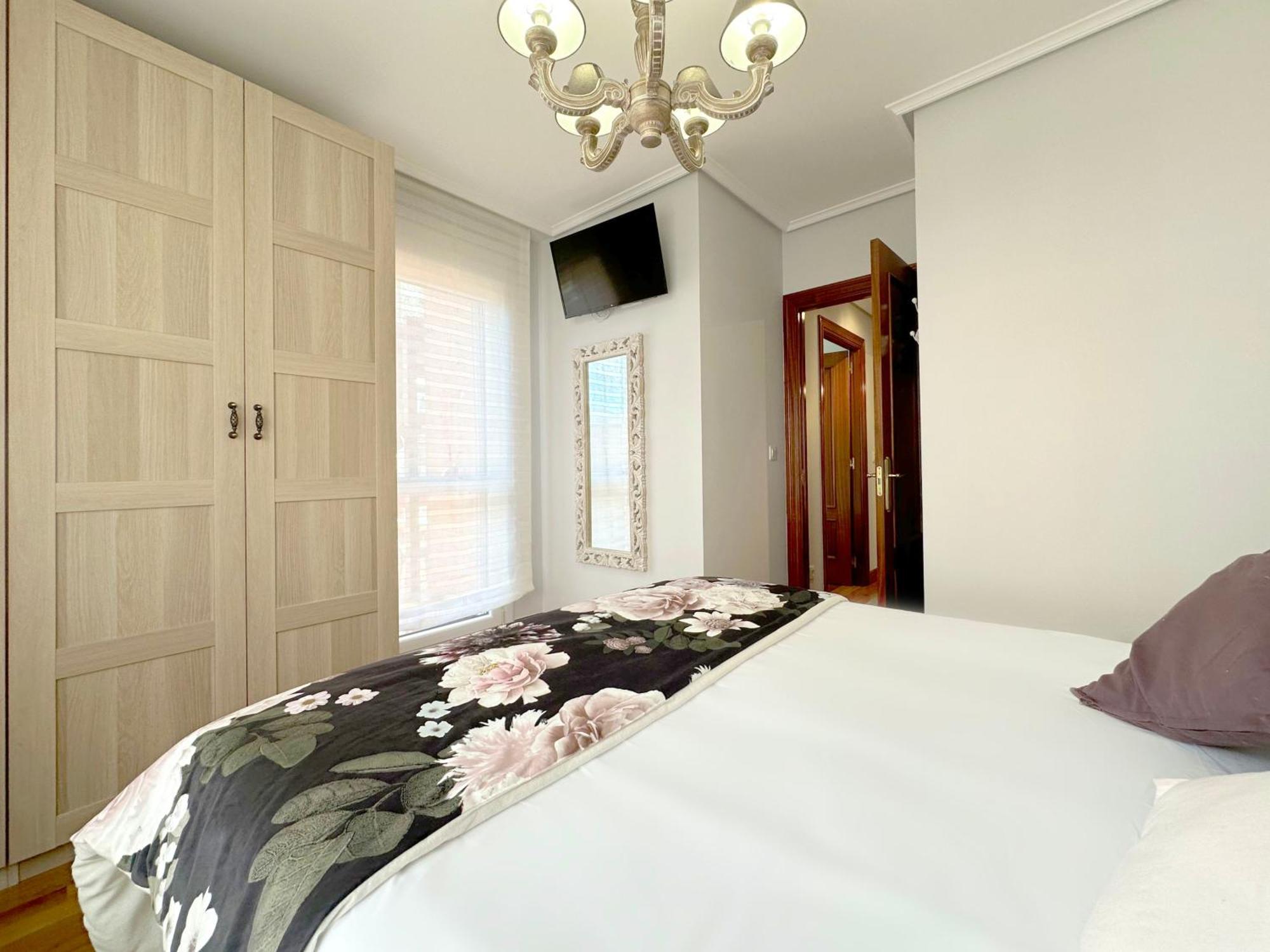 Apartamento Con Gran Terraza En El Centro Apartment Castro Urdiales Exterior photo